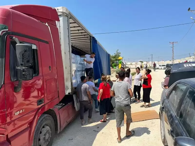 İsviçre'den Antakya Ve Defne'deki çadır Kentlere 10 Tırsu Yardımı