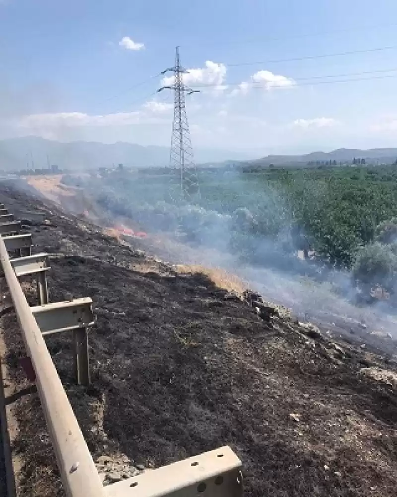 Hatay'da çalılık Alanda çıkan Yangın Söndürüldü