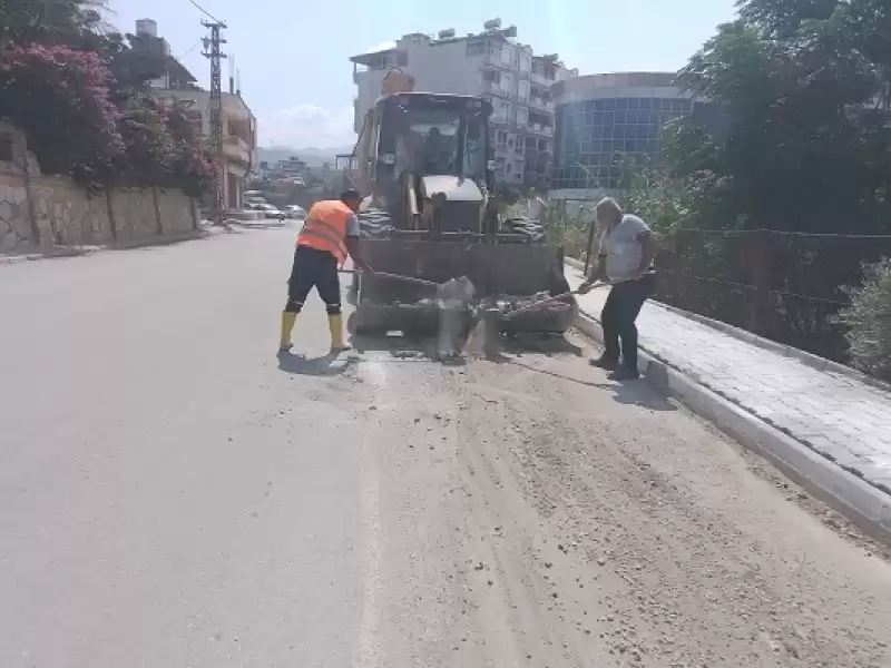 Samandağ'da Eş Zamanlı Onarım çalışmaları