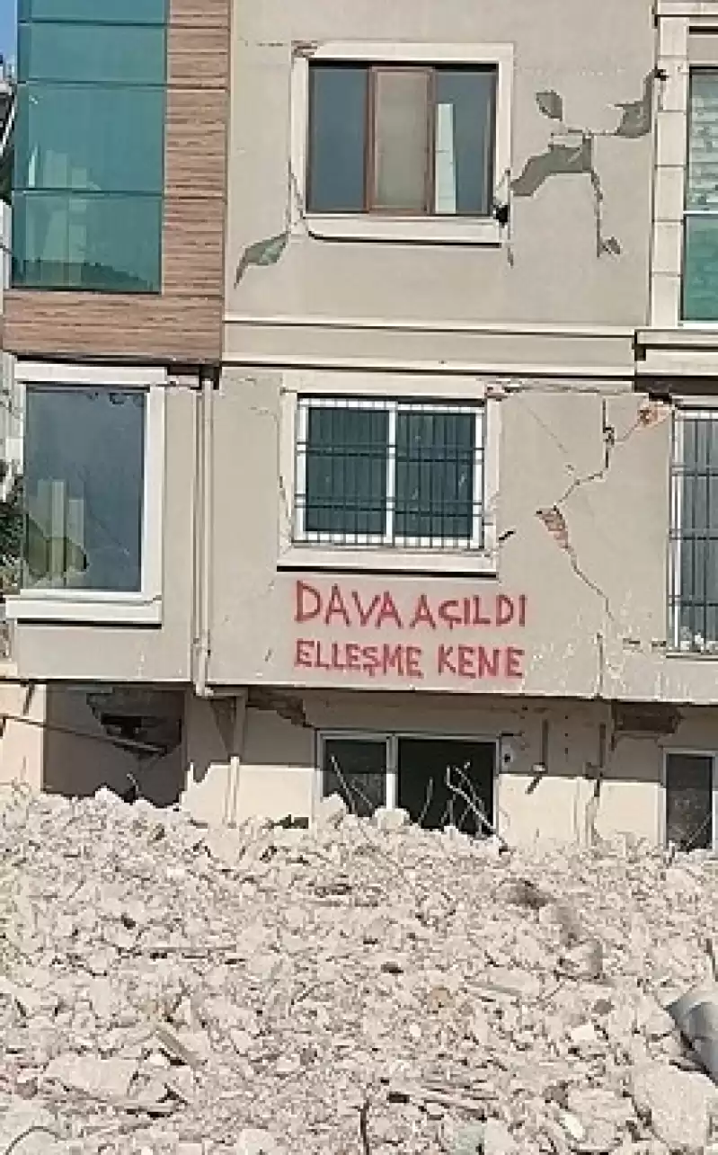 Mahkemelik Binalar Yıkım Için Itiraz Sonucunu Bekliyor!