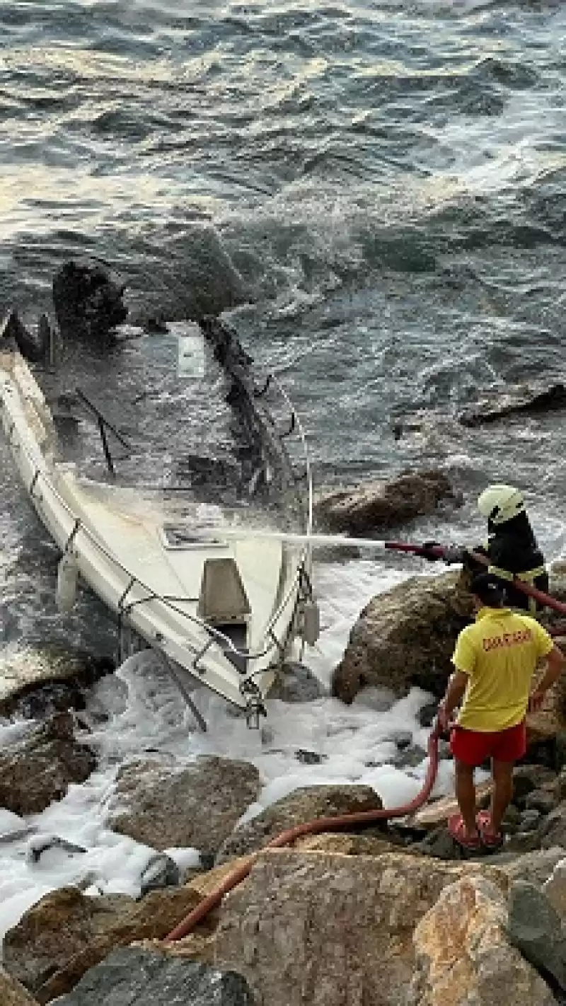 Hatay'da Teknede çıkan Yangın Söndürüldü