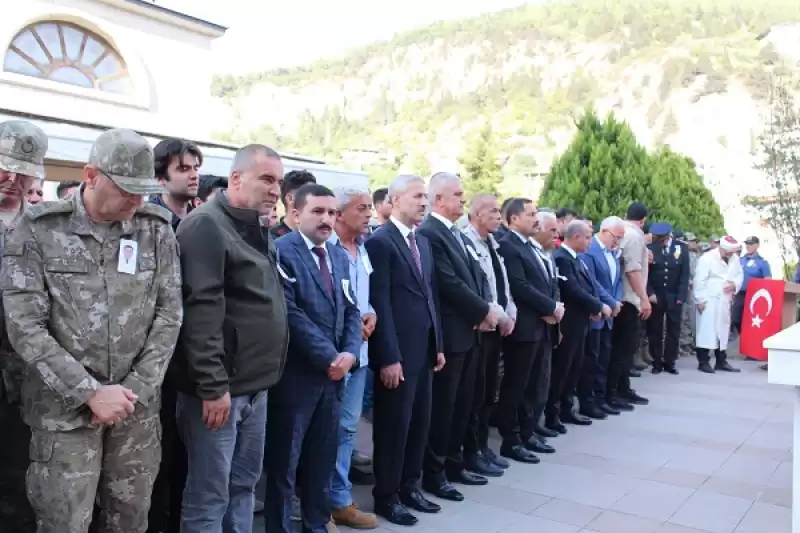 Şehit Polis Memuru Emirhan Şimşek'in Cenazesi Hatay'da Defnedildi