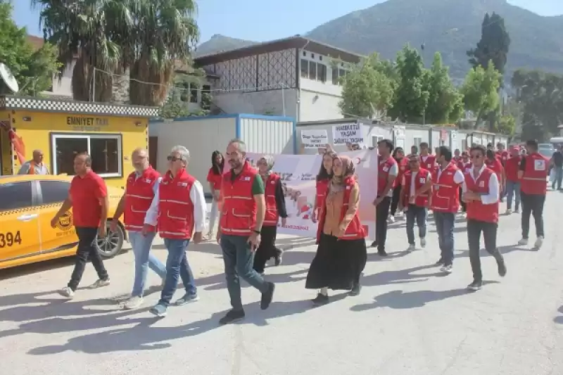 Kızılay Sağlıklı Yaşam Için Yürüdü