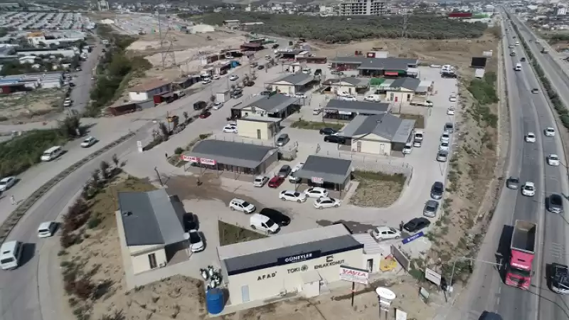 Hatay'da Depremzede Esnaf Için Planlanan Iş Yerlerinin Yüzde 60'ı Tamamlandı