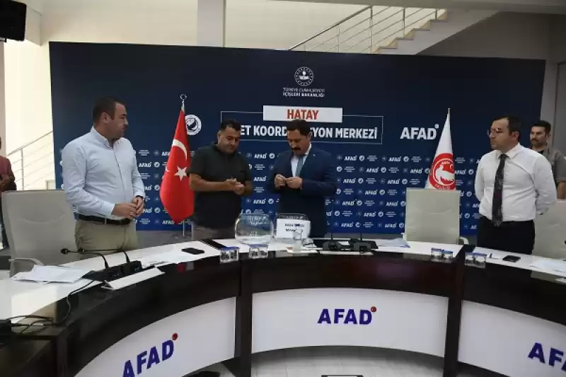 Hatay'da Yapılan Ilk Köy Tipi Afet Konutlarının Hak Sahipleri Kurayla Belirlendi