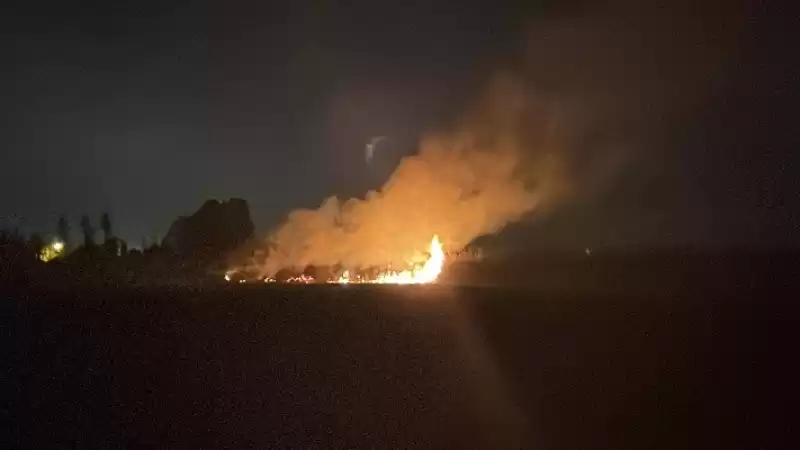 Hatay'da Sazlık Alanda çıkan Yangın Kontrol Altına Alındı