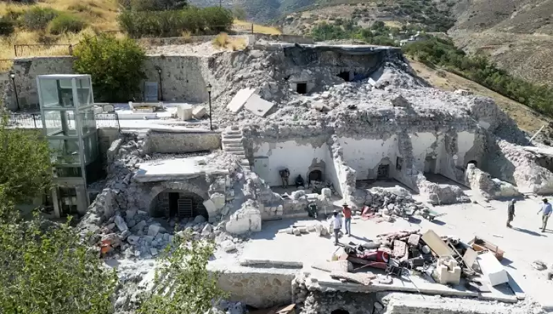 Hatay'da Depremde Zarar Gören Vakıf Eserlerinden 30'unda Restorasyon Başlatıldı