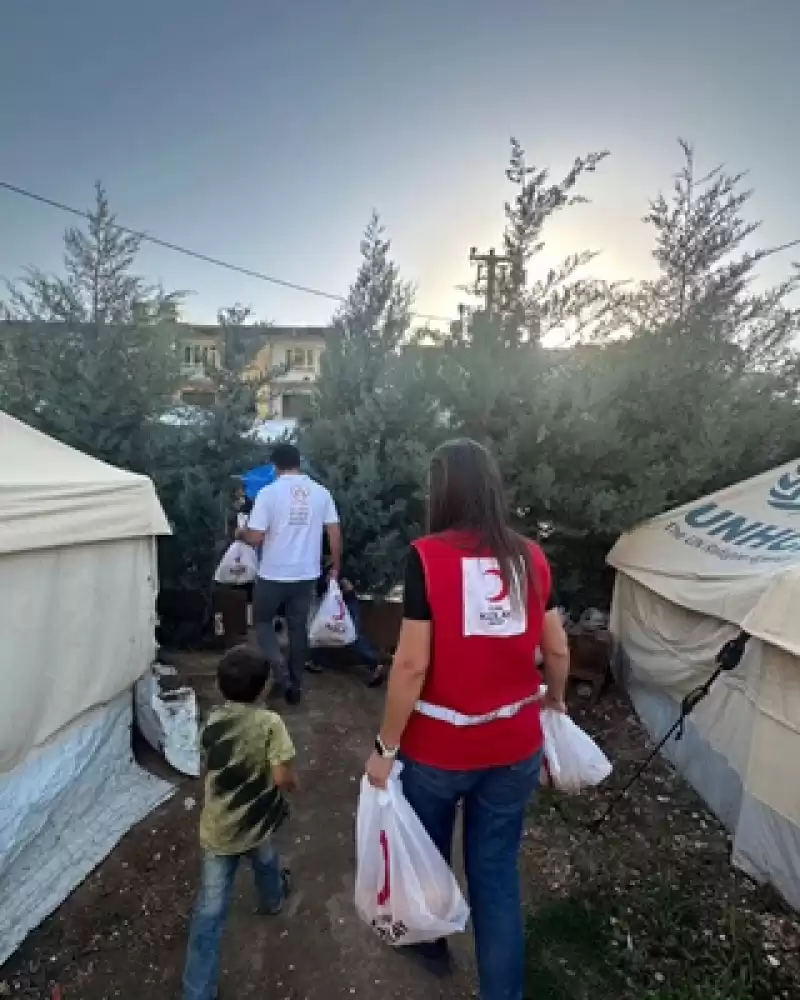 Kızılay'dan 'el Ele Gönül Gönüle' Kampanyası