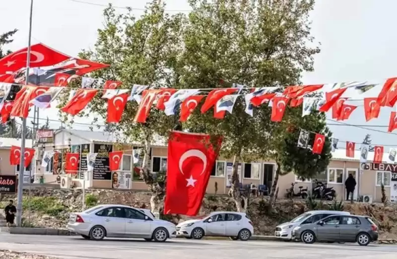 Yüreklerimiz Burukta Olsa Cumhuriyetimizin 100 Yaşını Kutlayacağız