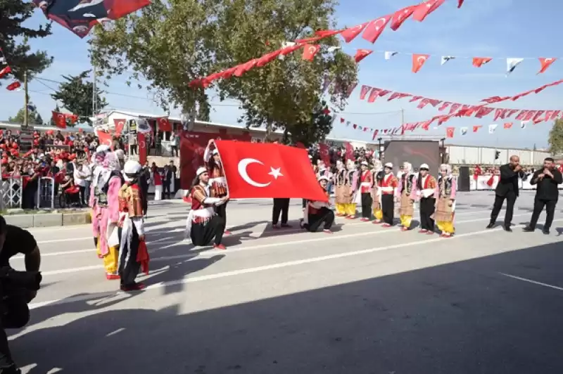 Cumhuriyet'in 100. Yılını Devlet Millet Elele Kutladık