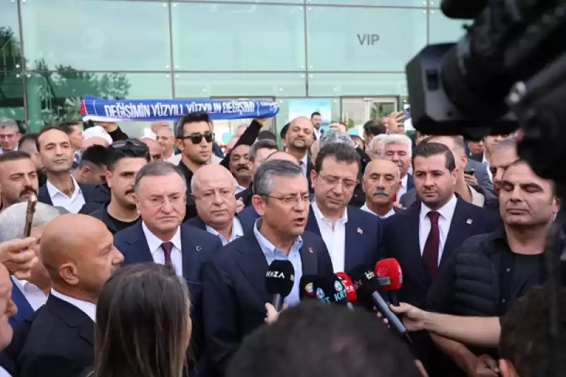 Başkan Savaş; CHP Genel Başkanı Özgür Özel Ve İBB Başkanı Ekrem İmamoğlu’nu Ağırladı