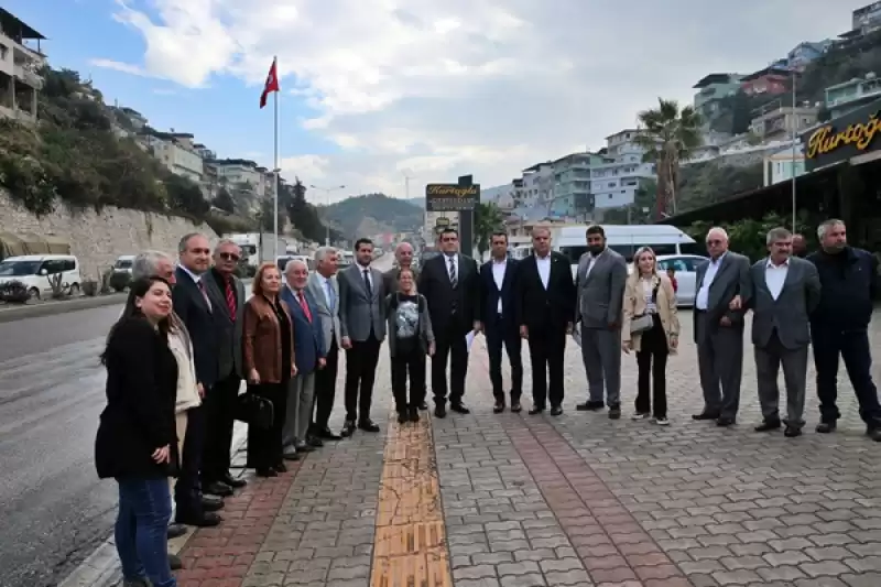 CHP Genel Başkan Yardımcıları Özçağdaş, Karasu Ve Adem, Hatay'da