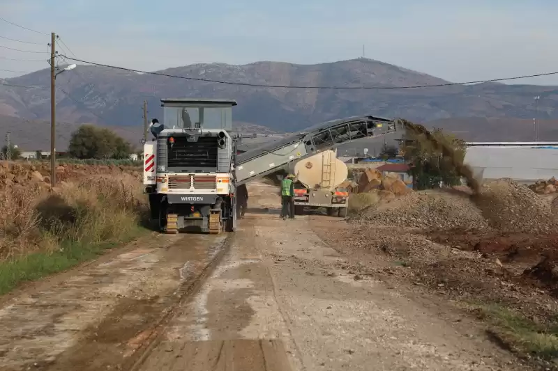 İncirli Ve Yalangoz Mahallesi’nde Asfalt öncesi çalışmalar Başladı 