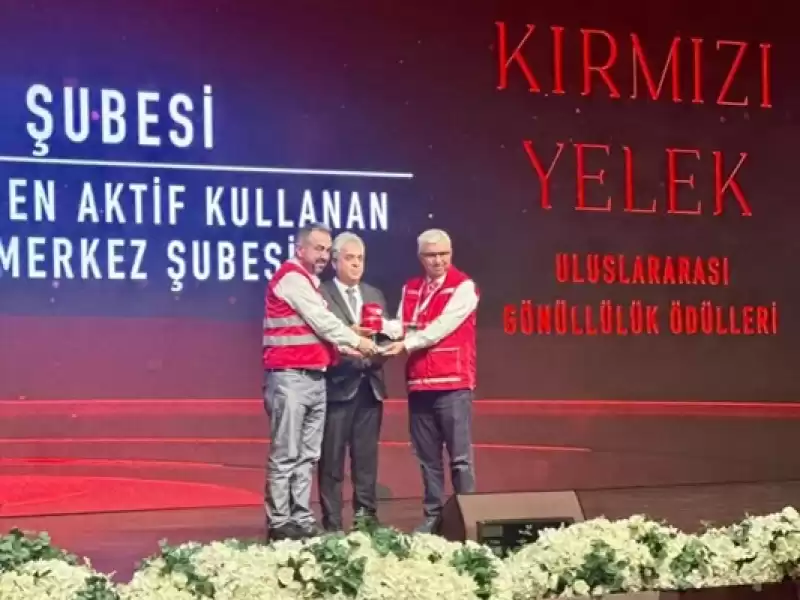 Kızılay Hatay şubesine 