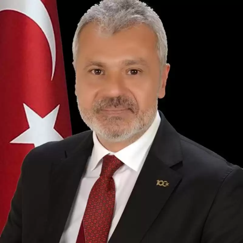 Ak Parti’de Il Başkanı Mehmet Öntürk Istifa Etmedi!