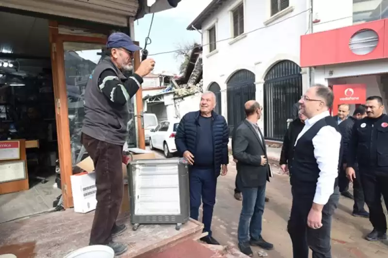 Tarihi Uzun çarşimizi Esnafimizla El Ele Omuz Omuza Yeniden Eski Günlerine Kavuşturacağiz