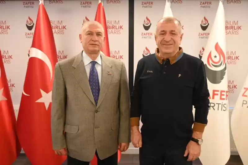 Zafer Partisi'nin Hatay Büyükşehir Belediye Başkan Adayı Prof. Dr. Ömer Şakrak