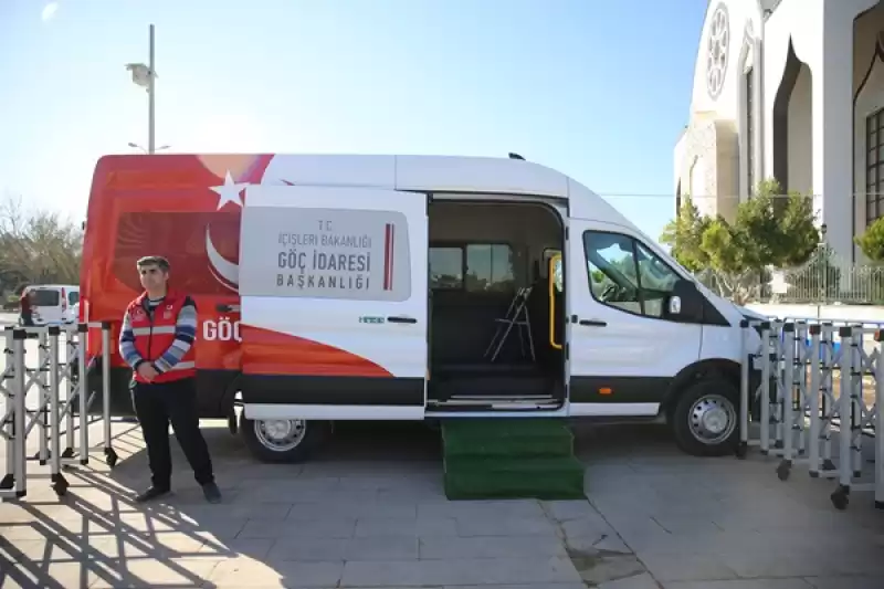 Düzensiz Göçmelerin Tespitini Yapan Mobil Göç Noktası Aracı Hatay'da Hizmete Başladı