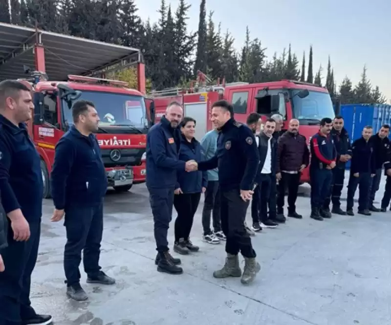 Özer Gövce, Görünmeyen Kahramanları Kutladı