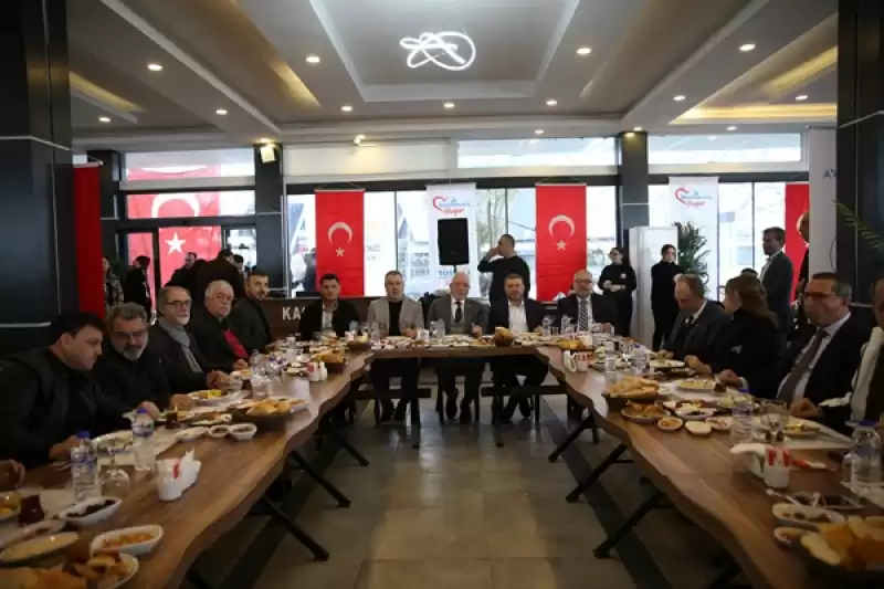 İskenderun Belediye Başkanı Tosyalı, Gazetecilerle Buluştu