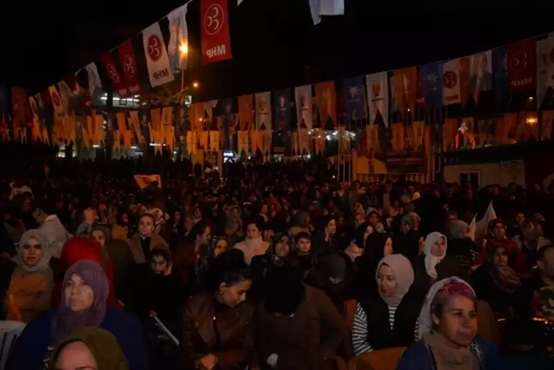 Başkan Yalçın A Takımını Kamuoyuna Tanıttı “Yayladağı 5 Yılda Hizmete Doyacak”