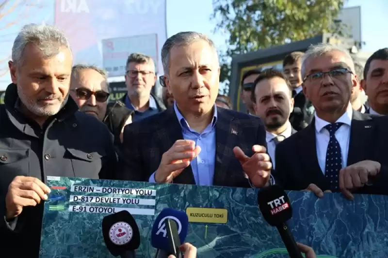 İçişleri Bakanı Ali Yerlikaya Hatay'daki Yol Yapım çalışmalarını Inceledi