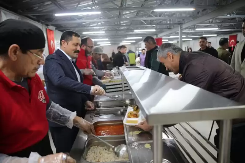 Hatay Valisi Masatlı, Vatandaşlarla Iftar Yaptı