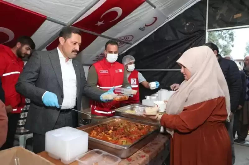 Kızılay'dan Ovakent'te Iftar Programı