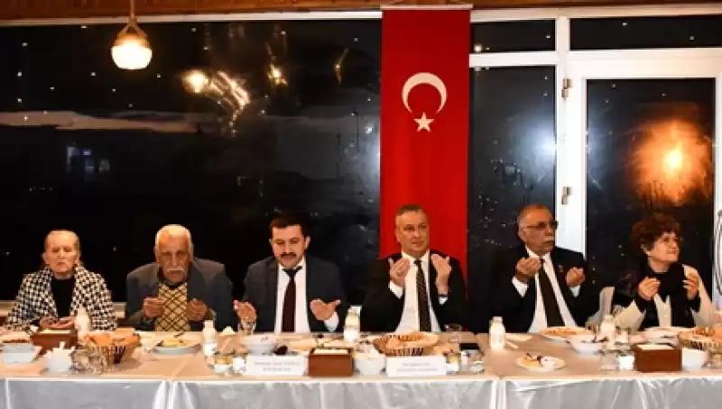 Hatay'da şehit Aileleri Ve Gaziler Iftarda Buluştu