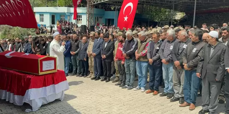 Hatay'da Trafik Kazasında ölen Uzman çavuşun Cenazesi Defnedildi