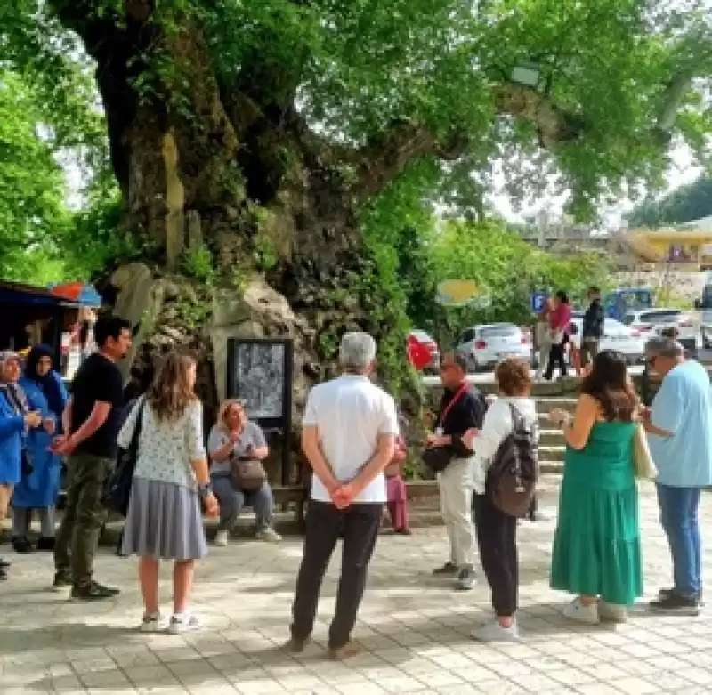 Deprem Sonrası Hatay'a Ilk Turist Kafilesi Geldi