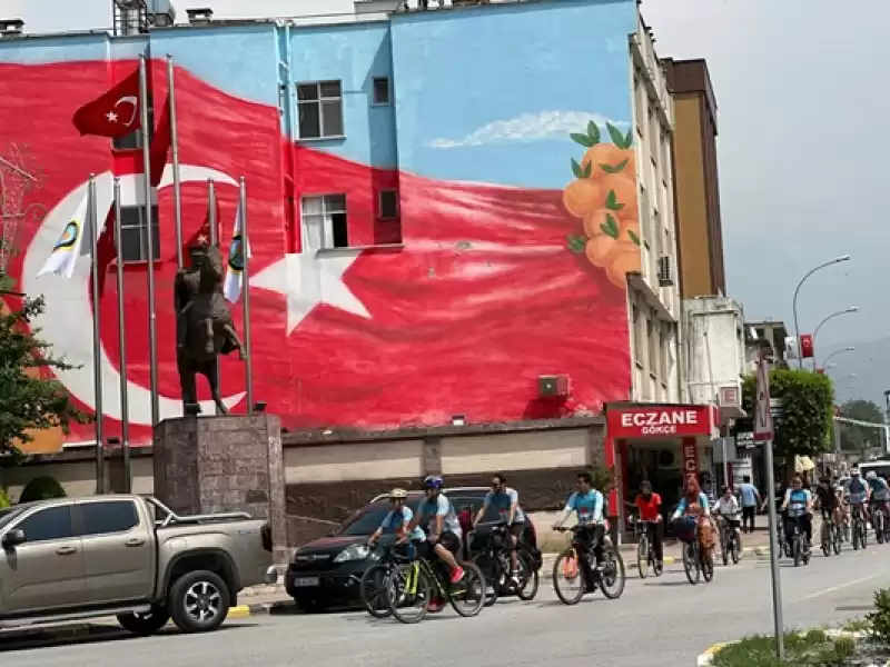 Erzin'de Bisiklet Turu Düzenlendi