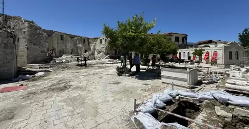 Hatay'da Hasar Gören Vakıf Eserlerinin Restorasyonlarının 2025'te Tamamlanması Planlanıyor