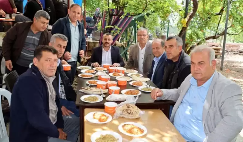 Altınkaya’da ‘birlik Ve Beraberlik Yemeği Seçimi Kazanan Muhtar Yemek Verdi