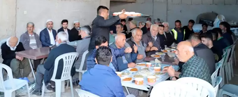 Altınkaya’da ‘birlik Ve Beraberlik Yemeği Seçimi Kazanan Muhtar Yemek Verdi