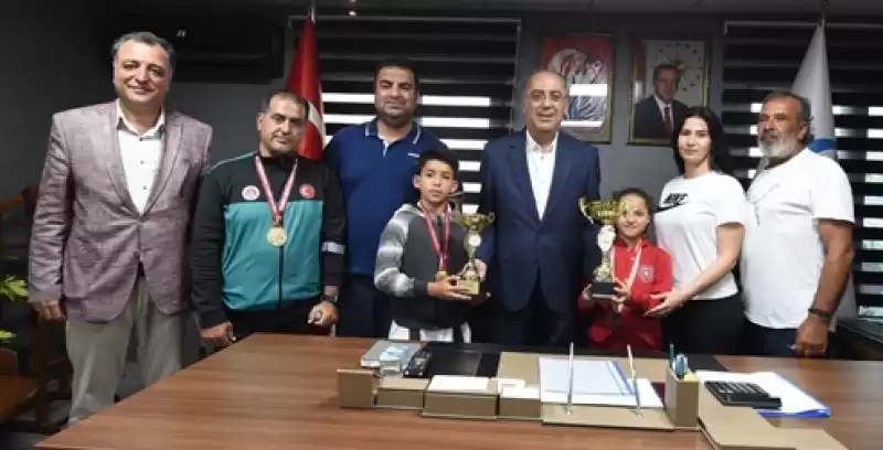 Başkan Yapar Derece Elde Eden Antakya Belediyesi Karate Takımını Ağırladı