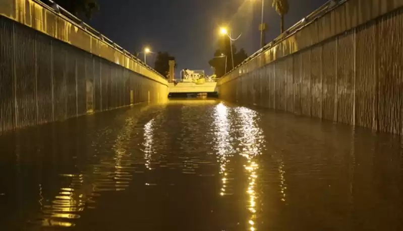 Hatay'da Sağanak Hayatı Olumsuz Etkiledi