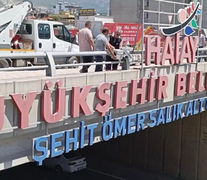  HBB, Hatay’da Kavşakları Güvenli Hale Getiriyor