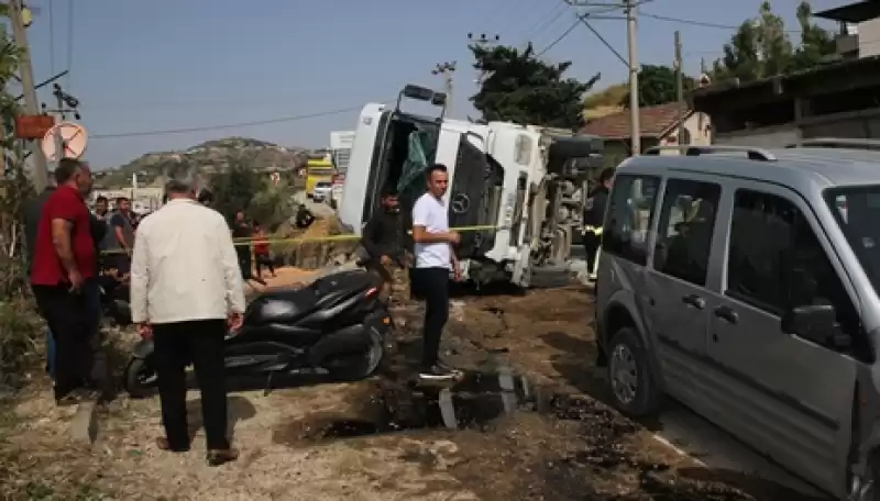 Hatay'da Freni Arızalanan Kamyonun 3 Araca çarpması Sonucu 4 Kişi Yaralandı