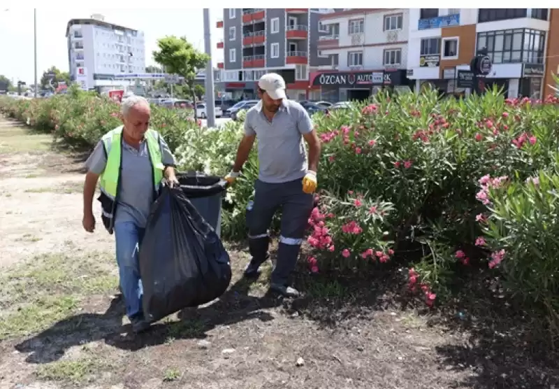 Büyükşehir Temizlik çalışmalarına Devam Ediyor