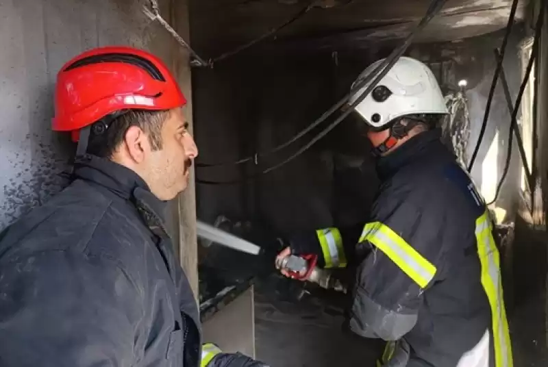 Antakya’da Konteyner Kentte Yangın!