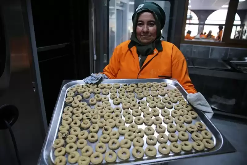 Hatay'da Zeytinli Kahke Depremzede Kadınlara Gelir Oldu