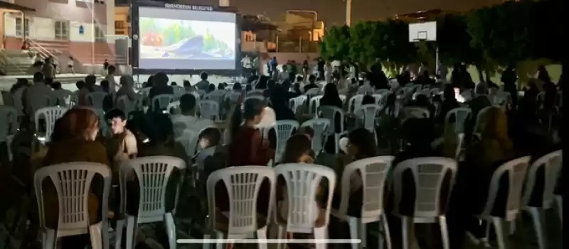 İskenderun Belediyesinden çocuklara özel Açık Hava Sinema Etkinliği