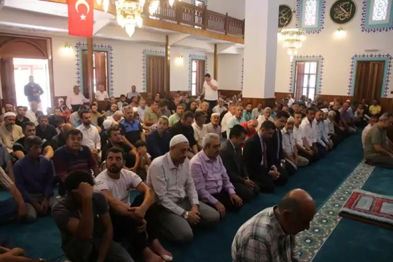 Hatay'da Depremlerde Hasar Gördüğü Için Restore Edilen Cami Ibadete Açıldı