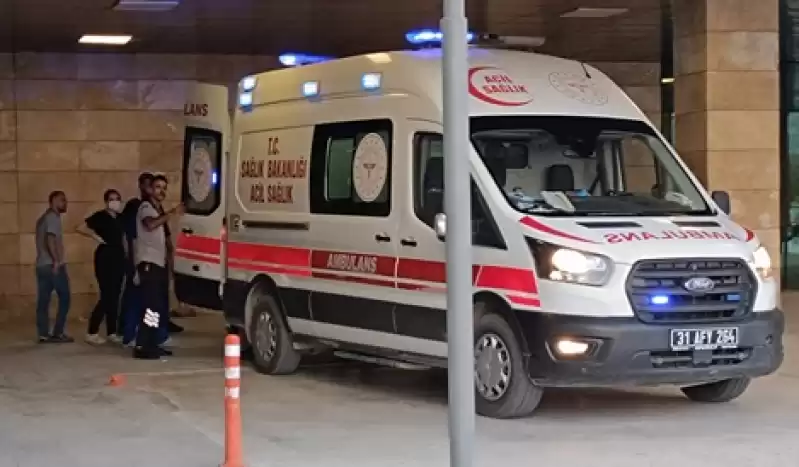 Hatay'da Denize Giren 2 Kişi Boğuldu