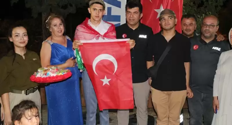 Hatay'da Temsili Askerlik Yapacak Otizmli Genç Için 