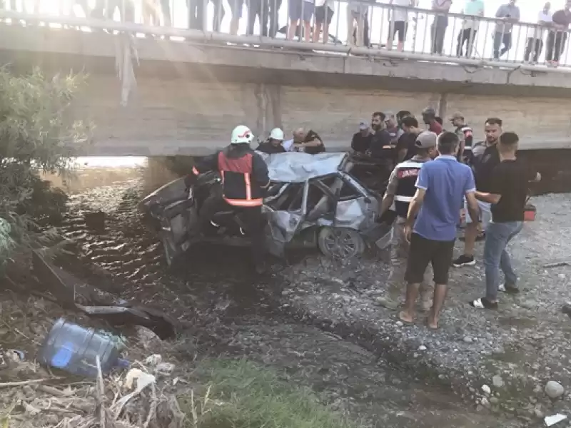 Hatay'da Dereye Devrilen Otomobildeki 1 Kişi öldü, 1 Kişi De Yaralandı