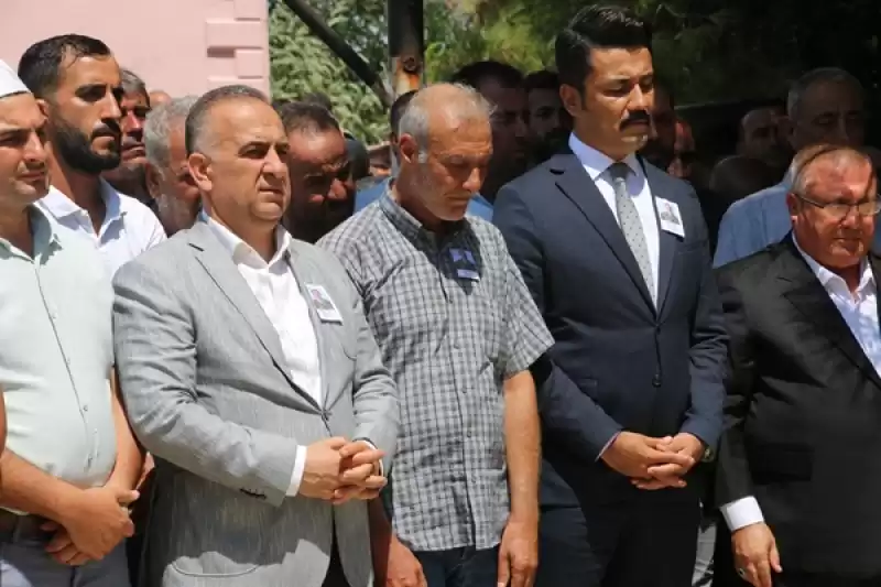 Beyin Kanaması Sonucu Yaşamını Yitiren Askerin Cenazesi Hatay'da Defnedildi