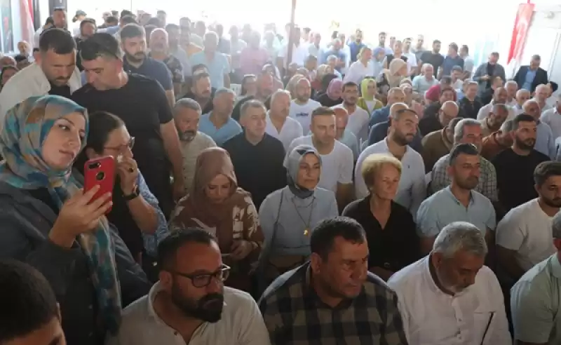 Hatay'da AK Parti'nin 23. Kuruluş Yıl Dönümü Kutlandı