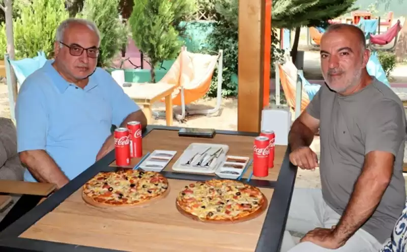 Oasis Cafe Pizza Lezzetine Bayılacaksınız!